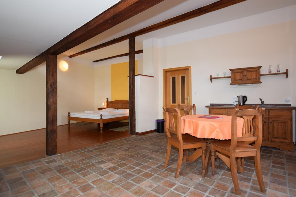 Pension Zamecka Apartma - Castle Apartments Český Krumlov Eksteriør billede